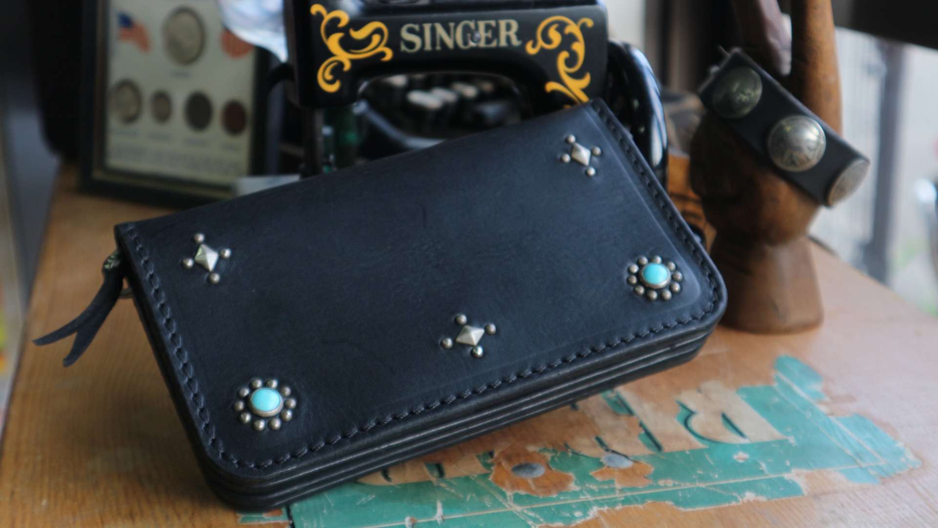 7inch STUDS WALLET